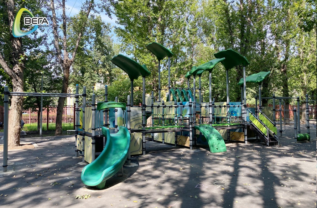 Детская площадка на Велозаводской